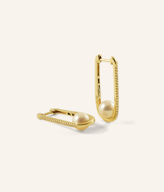 Aubrey Pearl Earrings